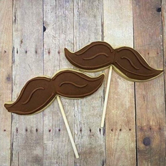 Mustache Cookie Cutters - Bundle of 2 - Picture 2 of 4